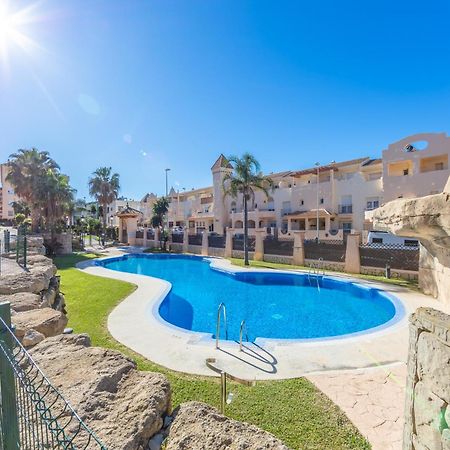 Surf Apartment - Wifi - Parking - Swimming Pool - Patio - Garden Tarifa Exterior foto